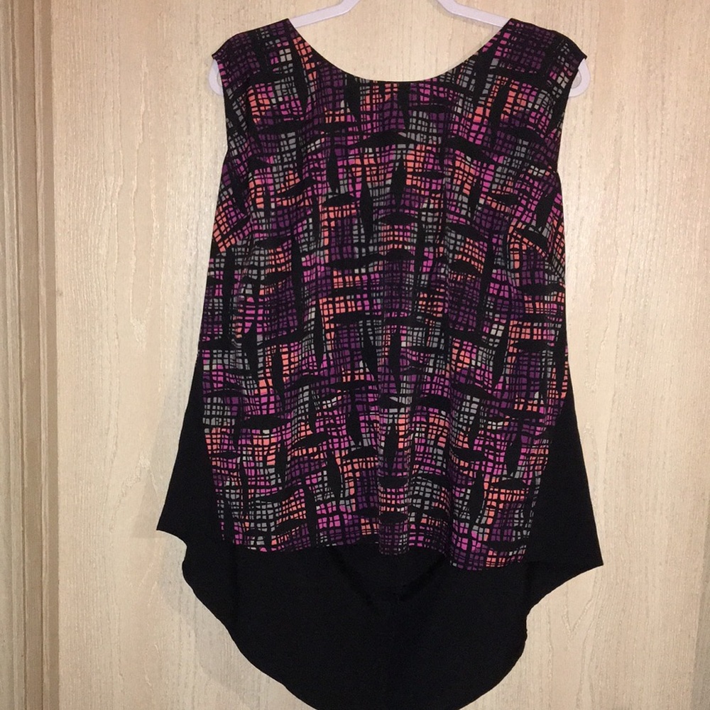 sejour Sleeveless Plus Size Vibrant Multi color front w/ Black Back Blouse 22